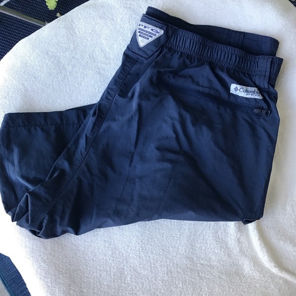 Columbia Performance PFG cargo shorts size L navy Athleisure Fishing Hiking - Picture 1 of 5